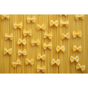 Pasta con forma de pajaritas