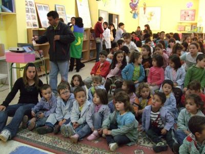 CONTACONTOS 
Leti disfrutou moito con nós.
Palabras chave: IES "A PARALAIA"