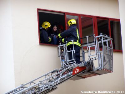 Simulacro_Bombeiros_2012_16.jpg