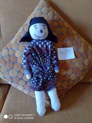 Adrián
Chámase Paquita.
