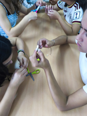 Polos eclipsados actividade 1 (6ºEP)
