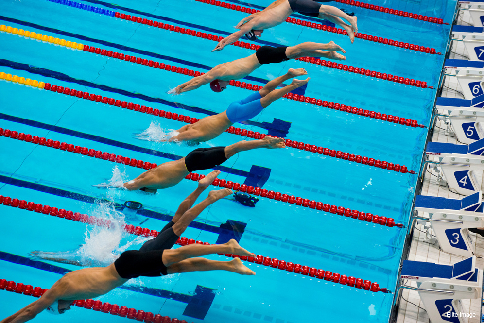 saída de competición de natación