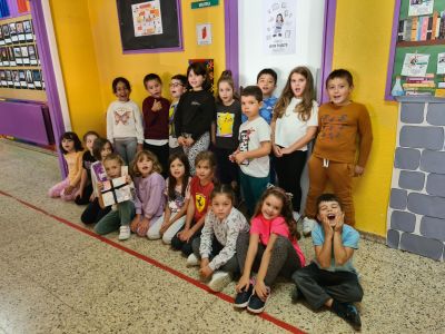 Biblioteca 
Palabras chave: BIBLIOTECA