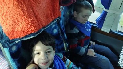 PREPARADOS NO BUS PARA ASISTIR O TEATRO DE TÍTERES NA SGAE
