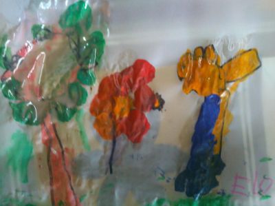 Chegou a primavera! Témpera sobre papel vexetal.
