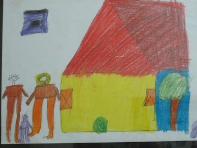 OUTRA CASA DO BARRIO
