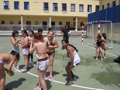 ESCAPANDO DA MOLLADURA
