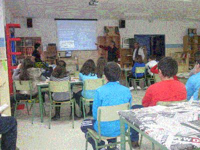 CONTACTANDO CON OUTROS RADIOAFICIONADOS
