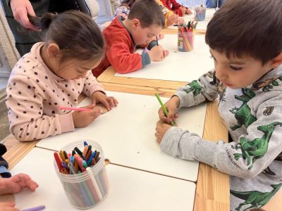Visita Infantil al Museo de Pontevedra
Visita Infantil al Museo de Pontevedra
