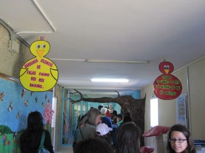 NA BIBLIOTECA DE CAMPAÑÓ
