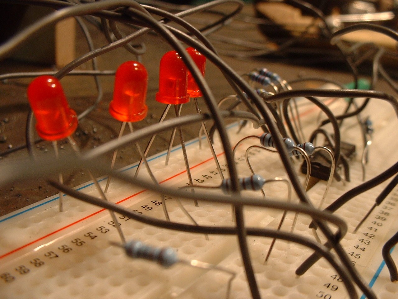 Trabajando con Leds en el taller