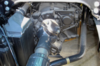 Acoplamiento del árbol de transmisión a la salida del cambio de velocidades en un camión.