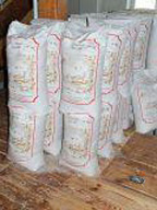 Sacos de harina almacenados listos para su uso. 