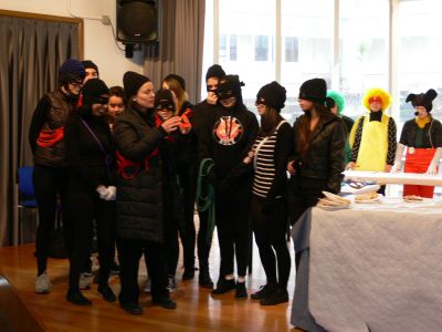 Entroido 2015. Obradoiro de máscaras. Concurso. Doces e festa
