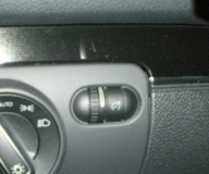 Potenciómetro en salpicadero para la iluminación del cuadro de instrumentos.