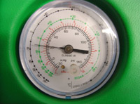 Manómetro de una estación de aire acondicionado 2.