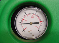 Manómetro de una estación de aire acondicionado 4.