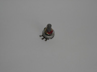 Resistencia variable, que consta de un vástago para variar el valor de la resistencia.