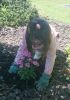 Carla_plantando_caravel_chino_opt.jpg