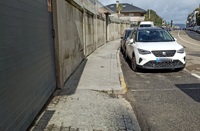 paso insuficiente para una silla de ruedas
