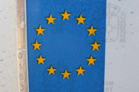 Obsevamos  la Bandera de la Unión europea.
