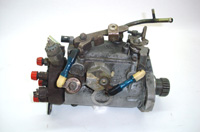 En la imagen se aprecia una bomba inyectora del tipo Lucas Modelo DPC.