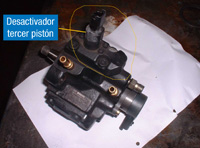 Un elemento de cierre del regulador de alta presión.