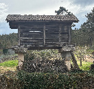 Hórreo de madeira