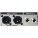 Saída estéreo ós altofalantes (Main out)