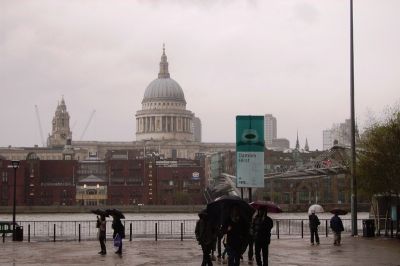 A catedral de St. Paul vista dende a TATE
