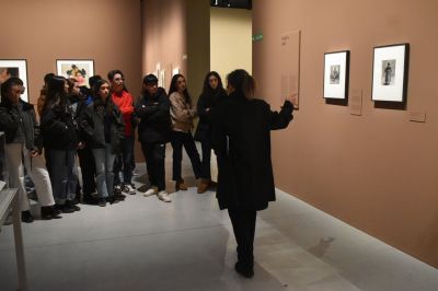 Palabras chave: 12_24 - Exposición Irving Penn