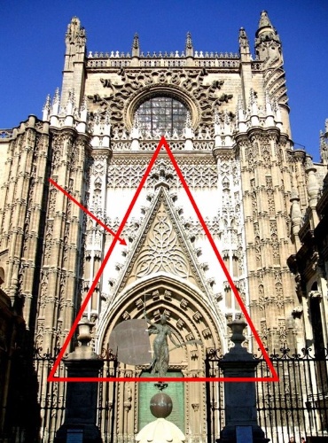 Gablete na catedral de Sevilla