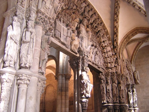 Fotografía da Arcada central do Pórtico da Gloria