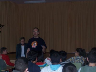 alumnado de 2º de ESO con Ramón Jaureguízar
