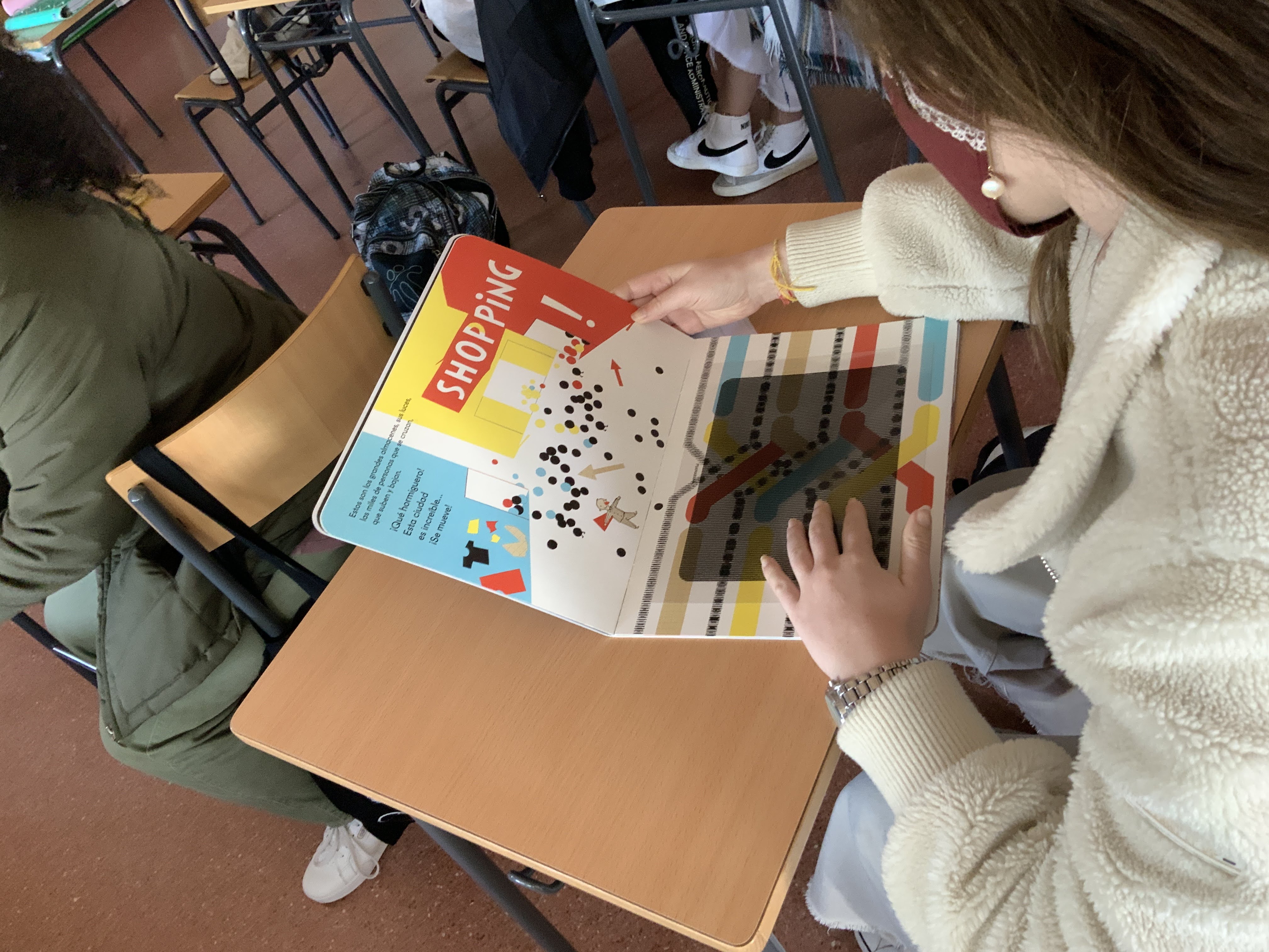 foto ilusión óptica o libro pijamarama