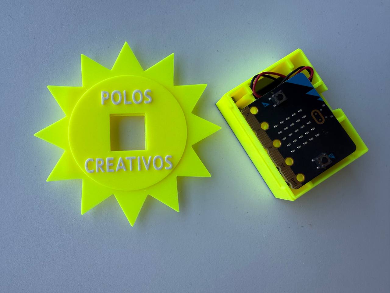 Microbit dentro da caixa