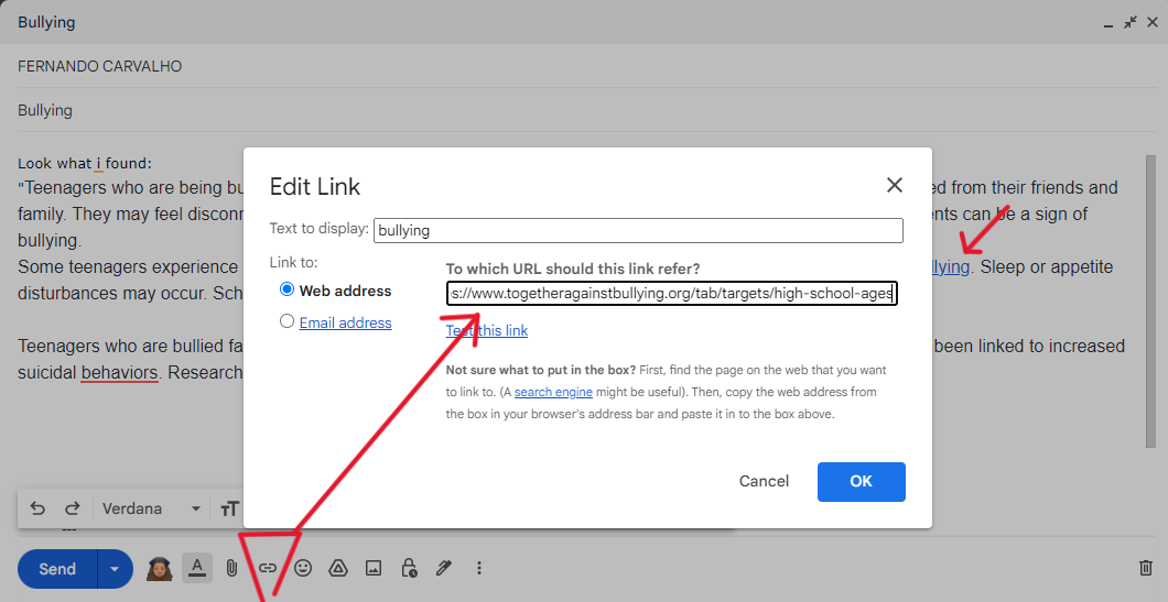 Explaines how you select a word in a text and use it link a hiperlink.