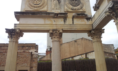 Viga no teatro de Mérida